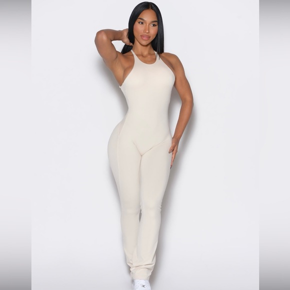 XS. Only wore once!.. but now too small on me. - Picture 1 of 4